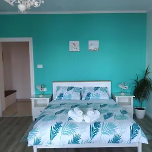 apartment-villa-edmea-2.primorje-gorskikotar.com/